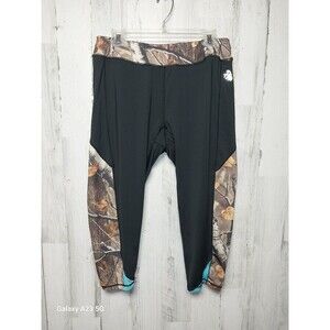 Legendary Women's Large Black And Camo Leggings